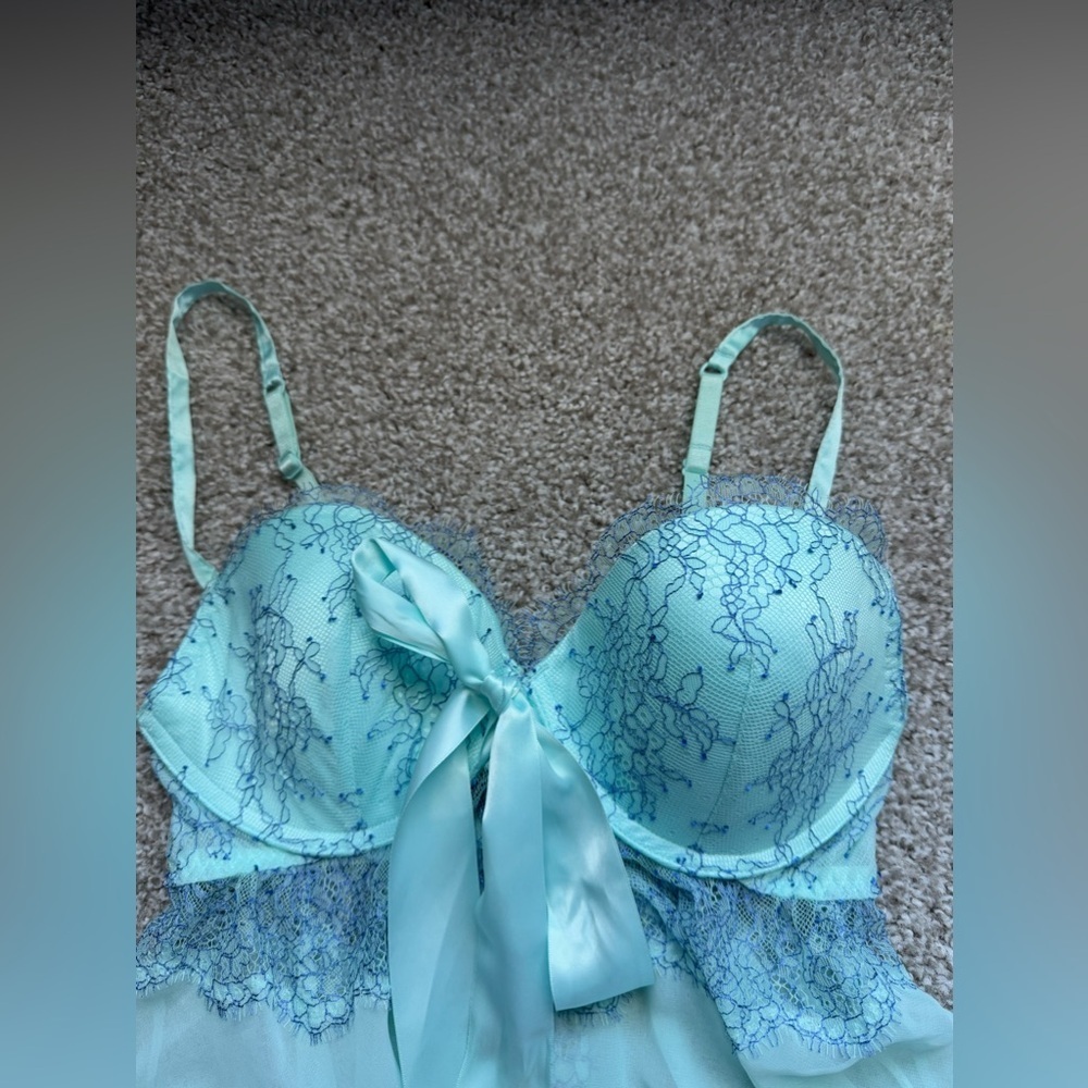 Victoria Secret push-up Embroidered Lace Babydoll 34D - Picture 2 of 4